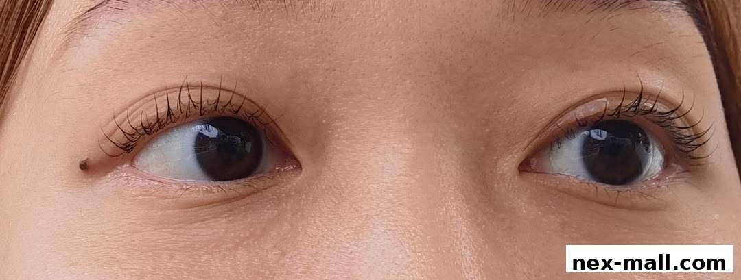 Close-up of a woman's eyes with beautifully applied eyelash extensions.