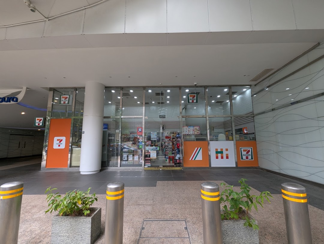7-Eleven Plaza Singapura image 12