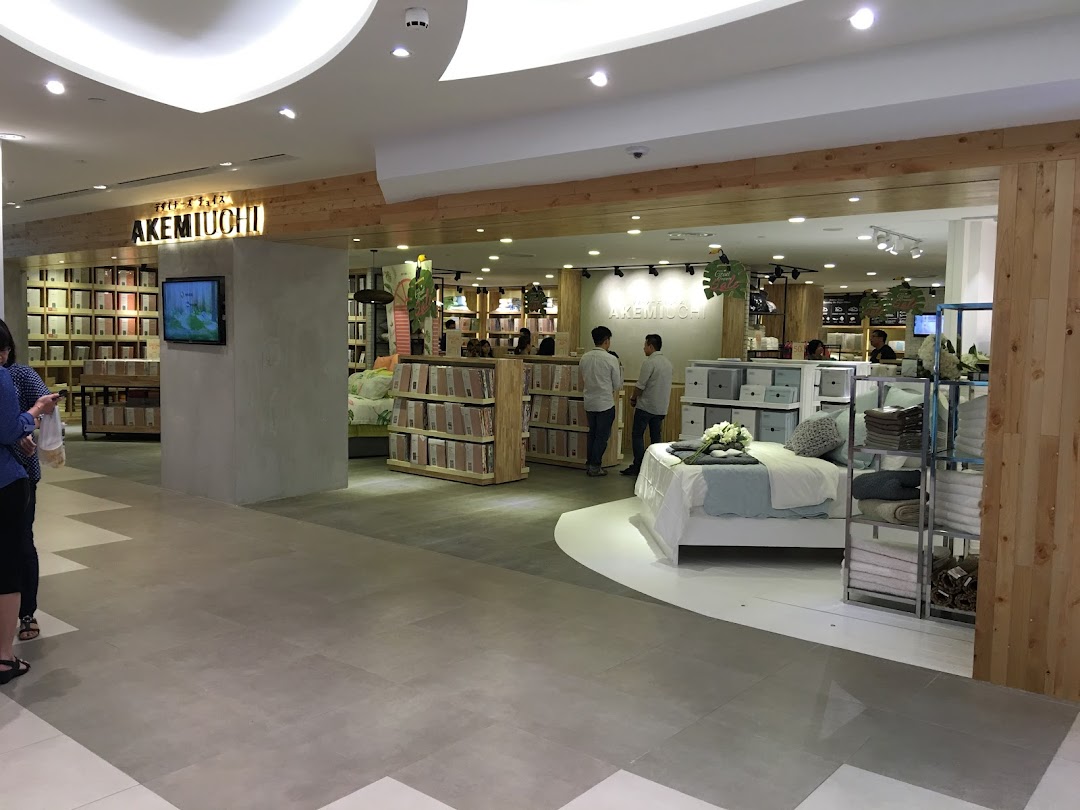 AKEMI  PLAZA SINGAPURA