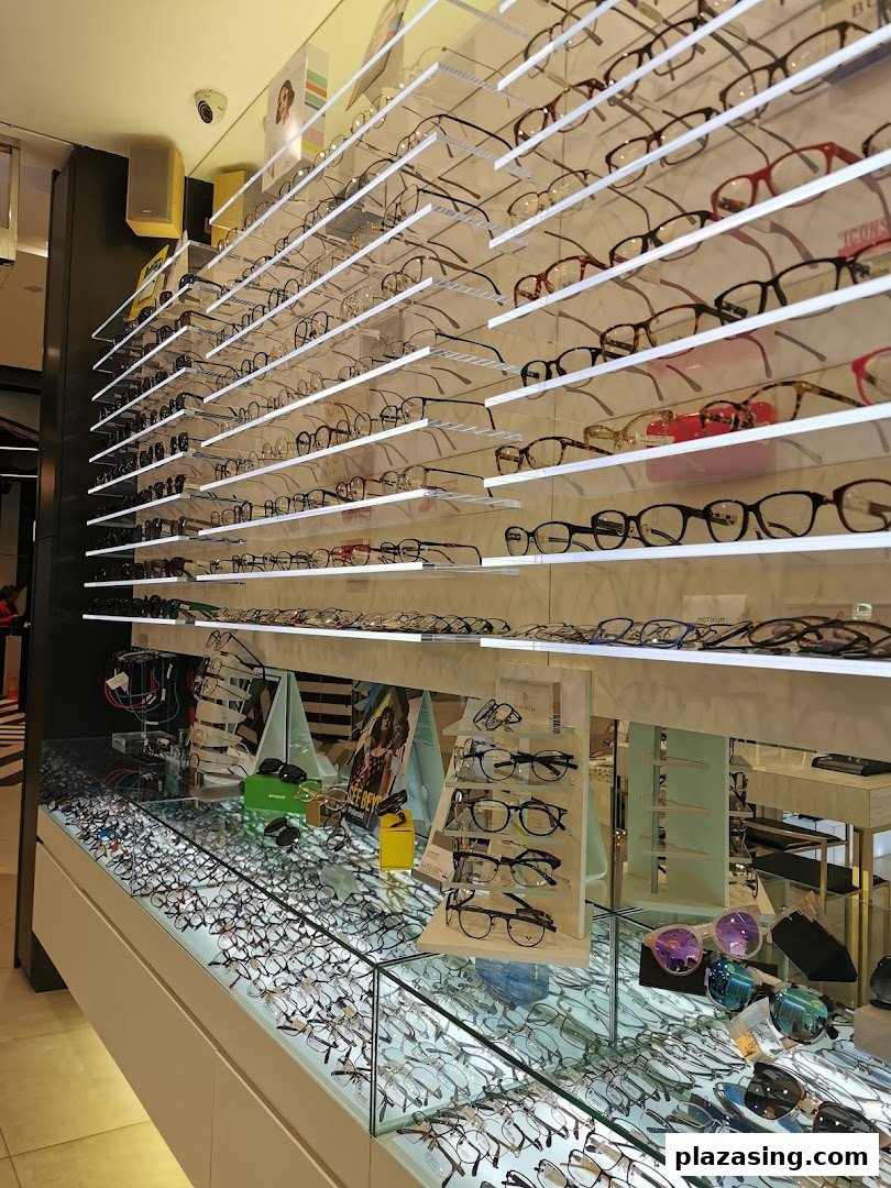 B.S Moey-Chong Optometrist  Contact Lens Practitioner Pte Ltd image 3