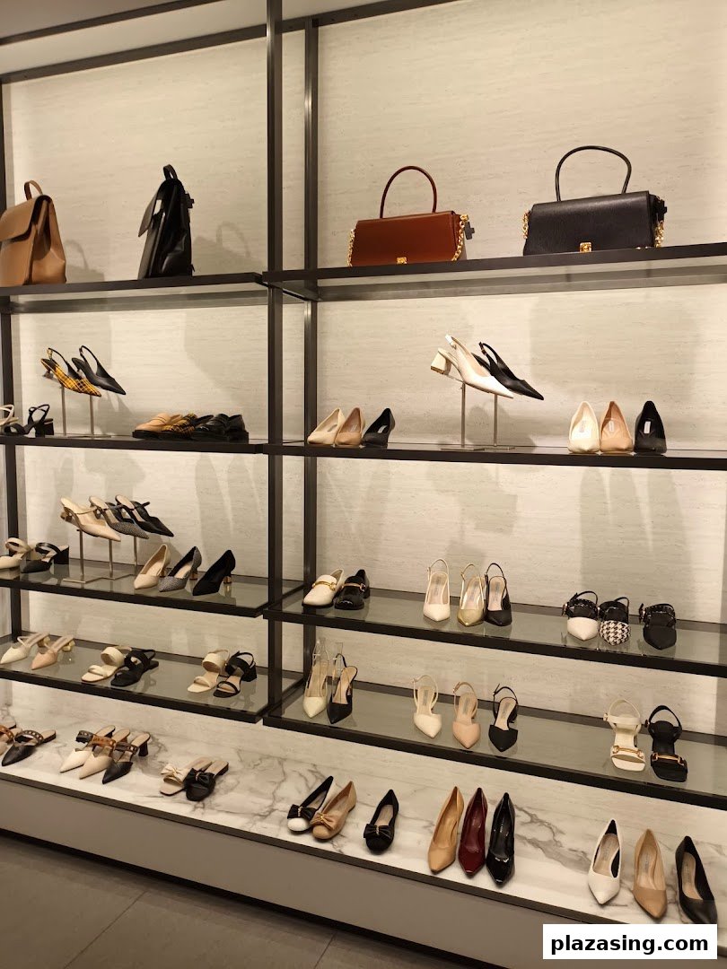 CHARLES  KEITH image 14