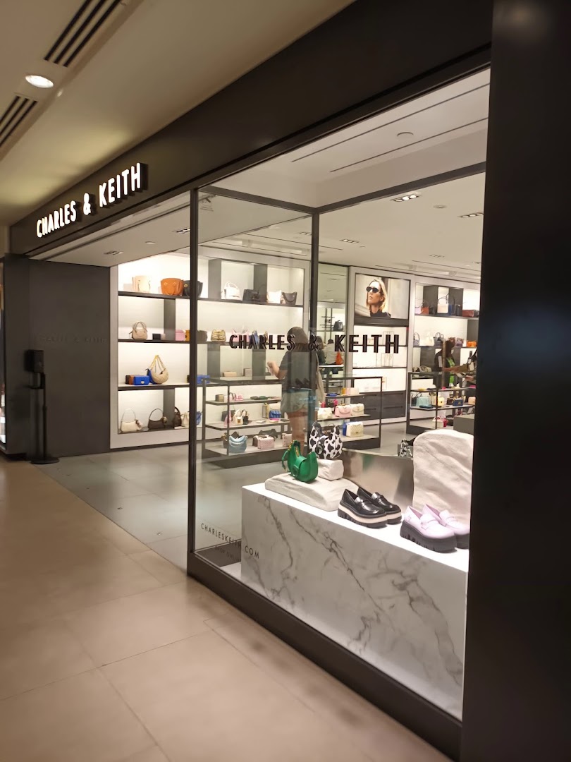 CHARLES  KEITH image 27