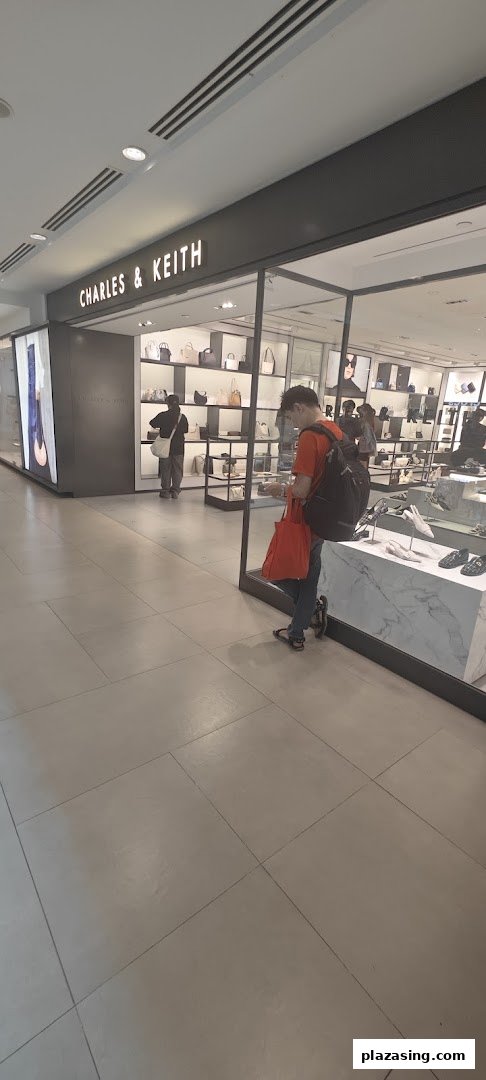 CHARLES  KEITH image 31