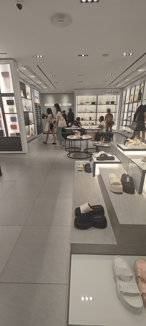 CHARLES  KEITH image 22