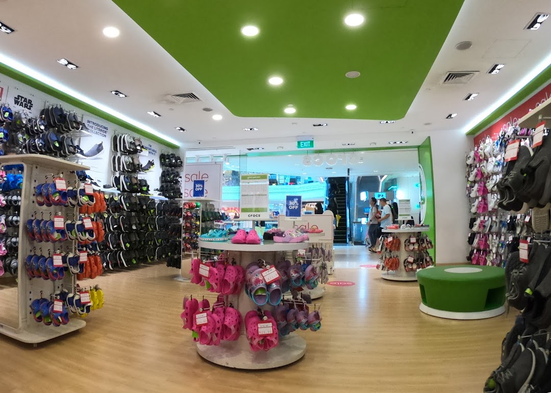 Crocs image 2