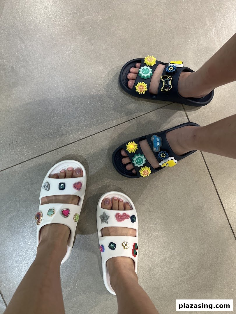 Crocs image 23
