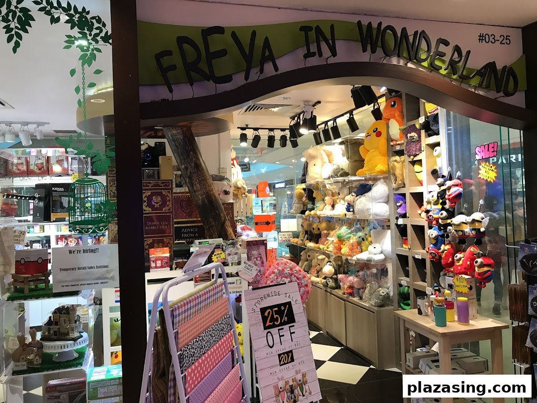 Freya in Wonderland - Plaza Singapura