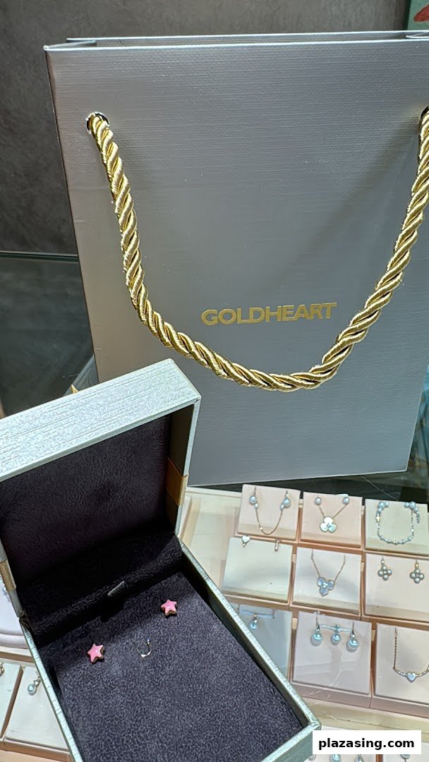 Goldheart Jewelry, Plaza Singapura image 8