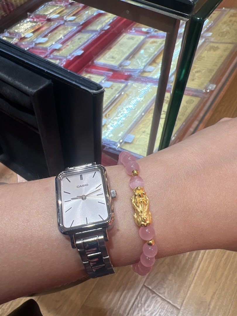 Goldheart Jewelry, Plaza Singapura image 6