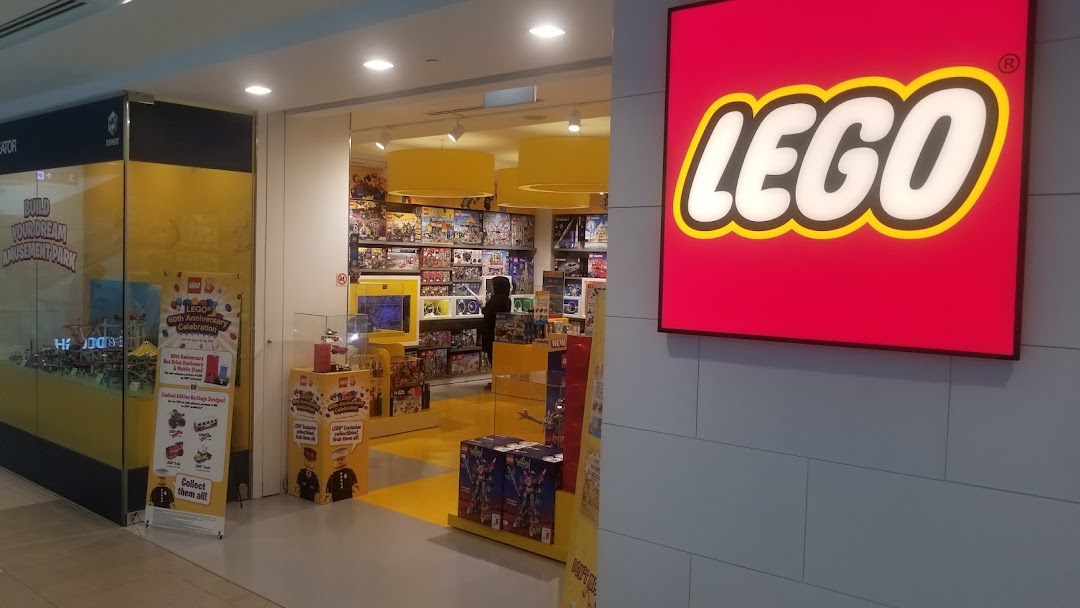 LEGO Certified Store Bricks World - Plaza Singapura image 29