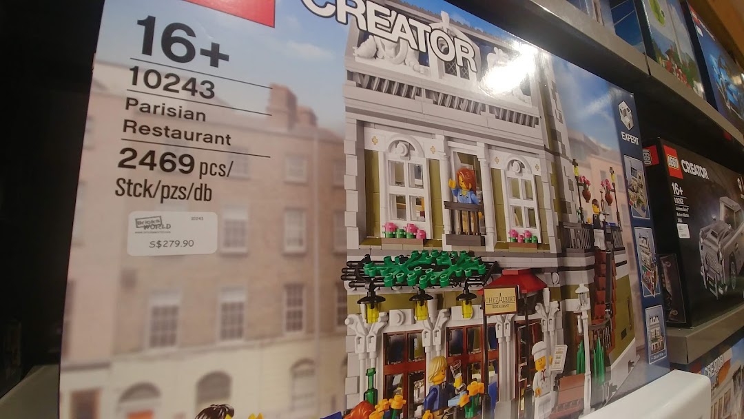 LEGO Certified Store Bricks World - Plaza Singapura image 18