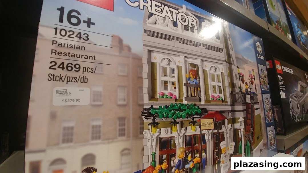 LEGO Certified Store Bricks World - Plaza Singapura image 18