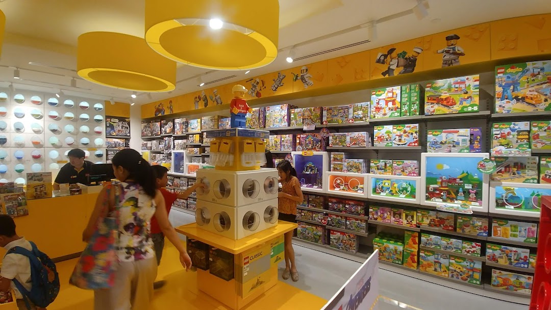 LEGO Certified Store Bricks World - Plaza Singapura image 11