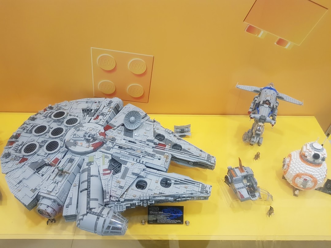 LEGO Certified Store Bricks World - Plaza Singapura image 19