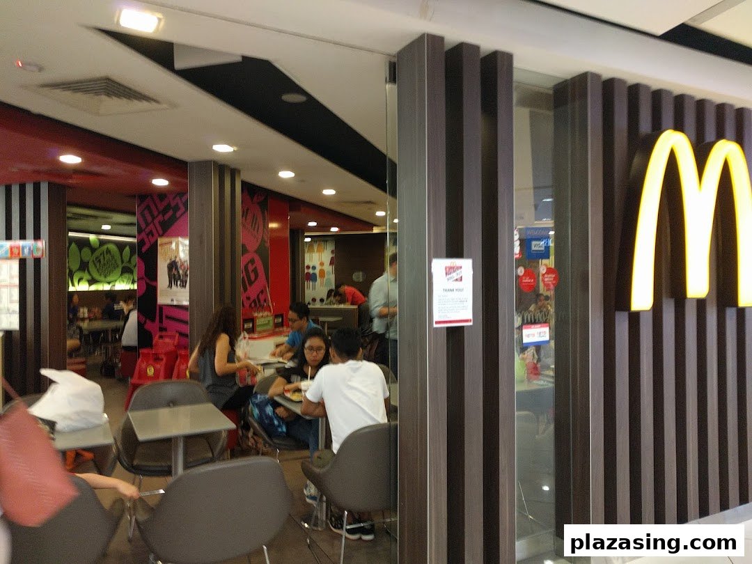 McDonalds Plaza Singapura