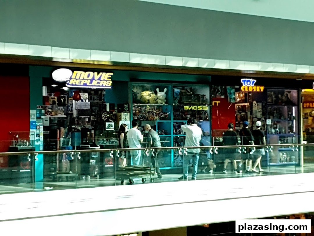 Movie Replicas Collection image 5