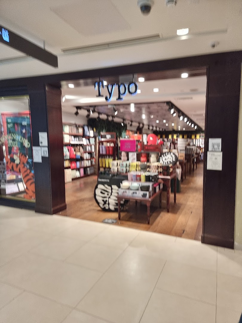 Plaza Singapura Typo