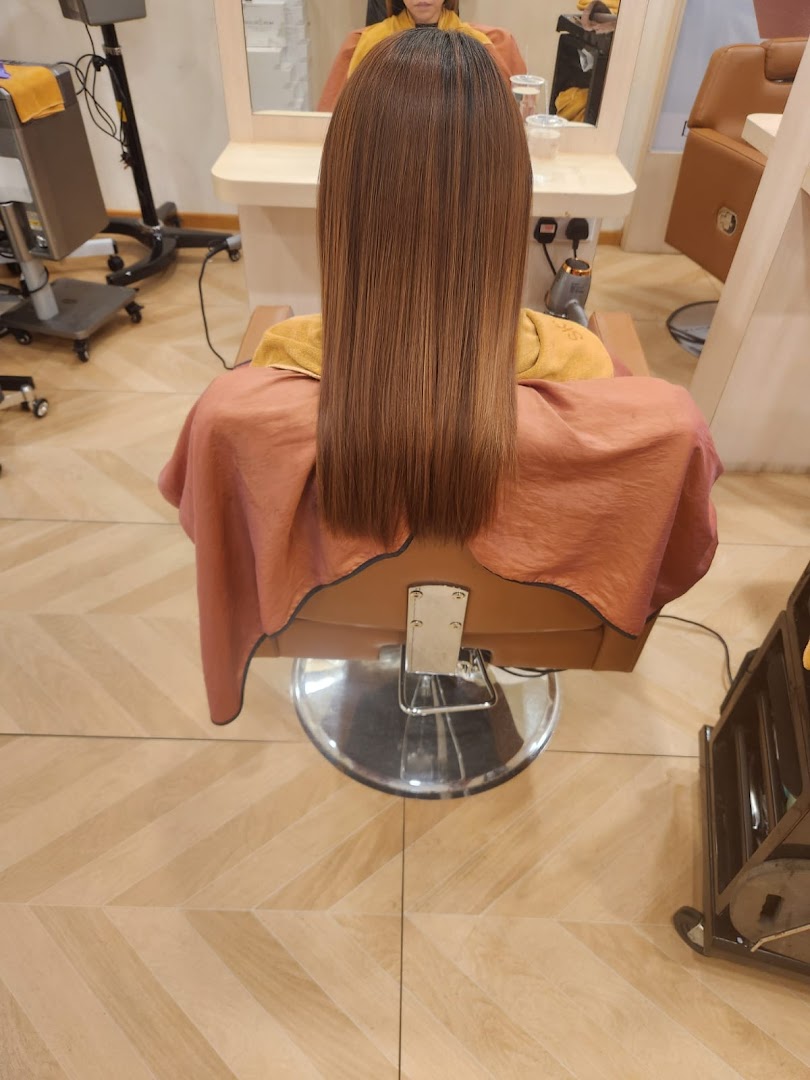PURE EXPRESS SALON image 10