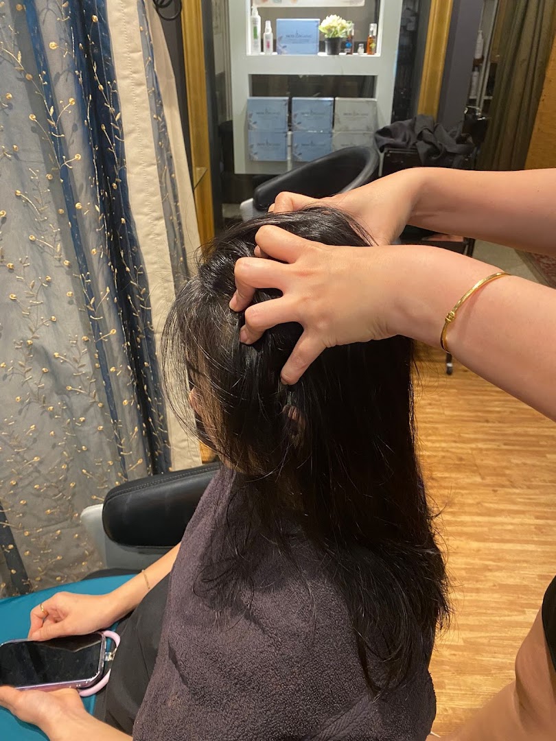 PURE EXPRESS SALON image 11
