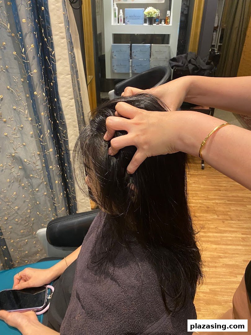 PURE EXPRESS SALON image 11
