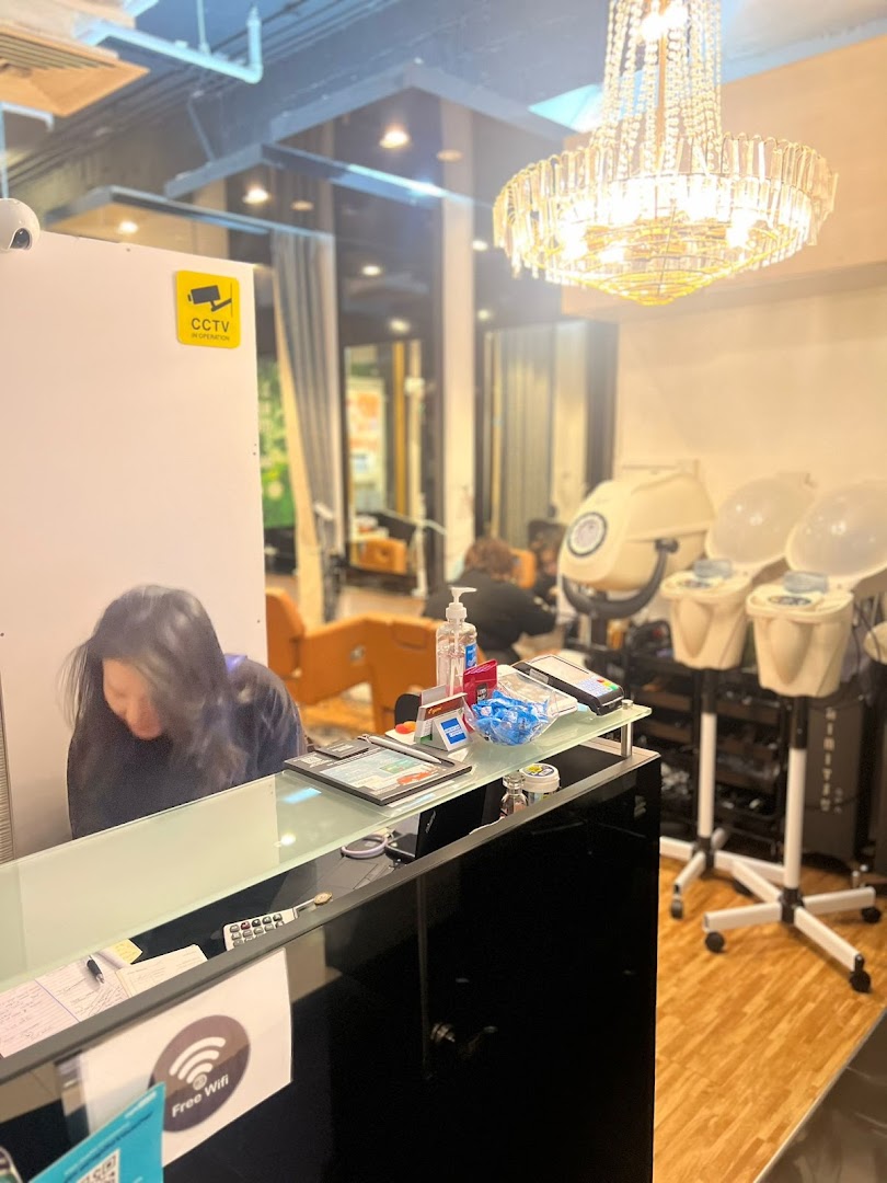 PURE EXPRESS SALON image 2