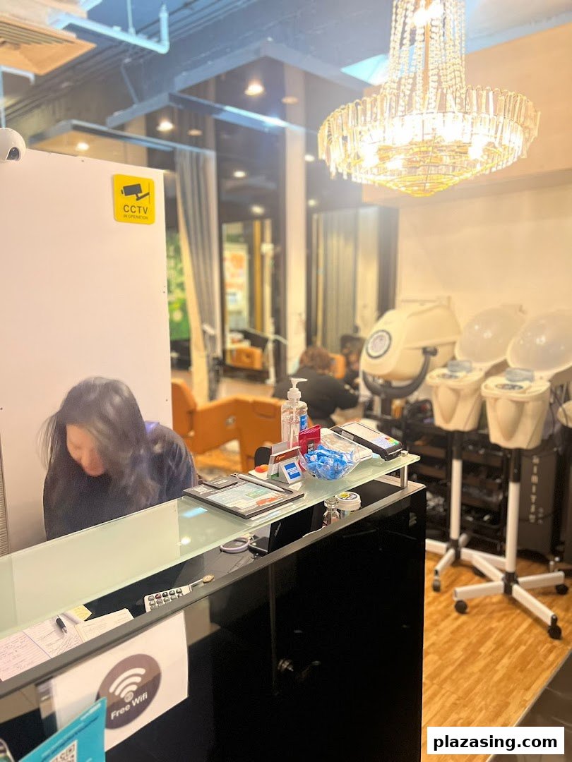 PURE EXPRESS SALON image 2
