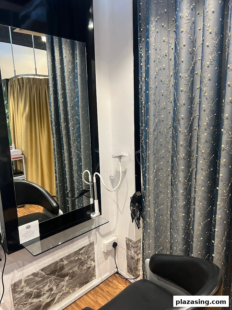 PURE EXPRESS SALON image 6