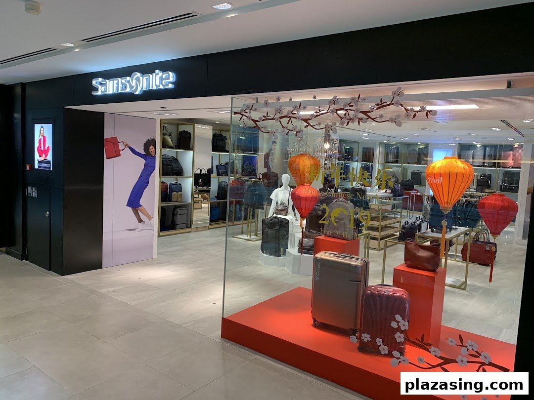Samsonite - Plaza Singapura image 7