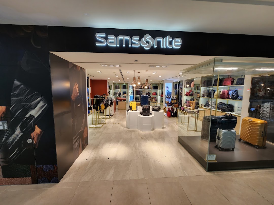 Samsonite - Plaza Singapura image 5