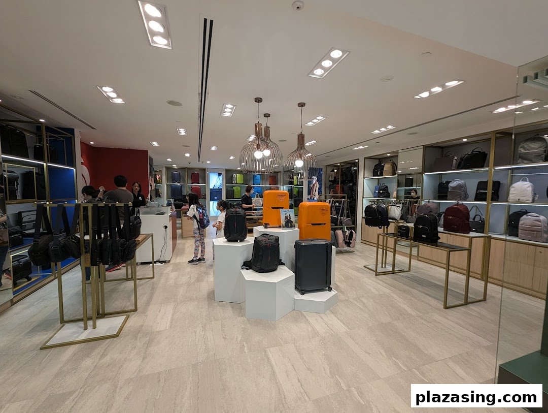 Samsonite - Plaza Singapura image 3