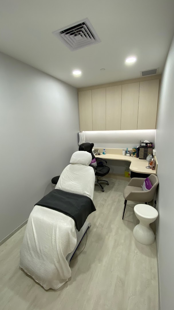 SL Aesthetic Clinic Orchard Plaza Singapura - Fillers, Lasers, Acne, Ultherapy  Rosacea Treatments in Singapore image 6