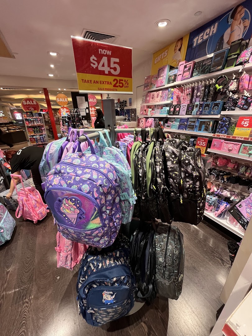 Smiggle image 17