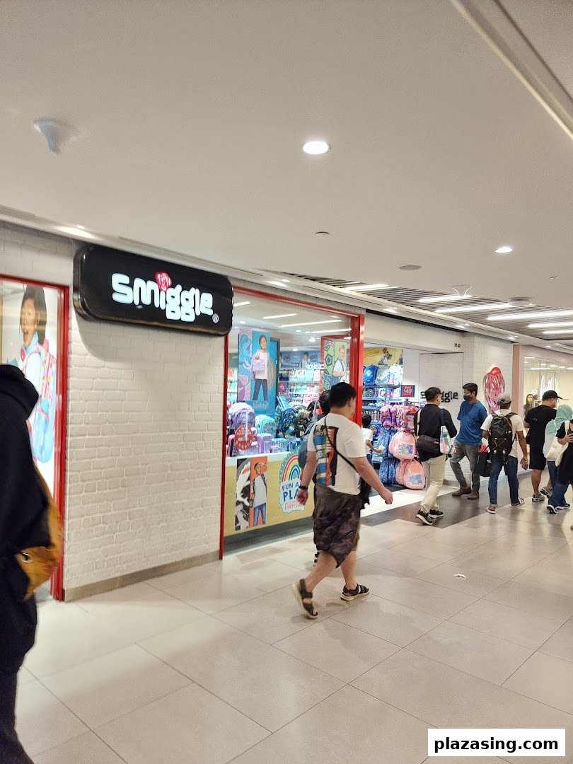 Smiggle image 16