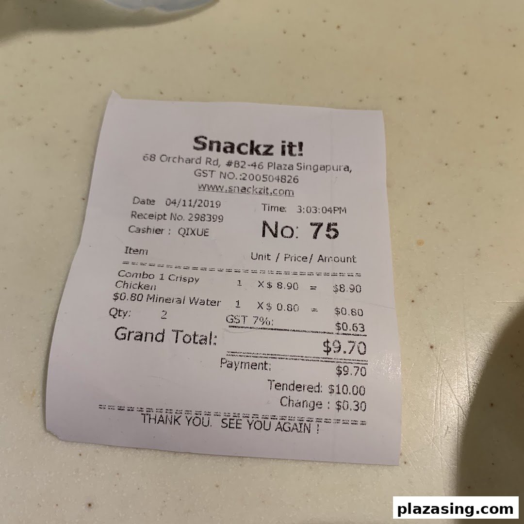 A detailed receipt from Snackz it! showing a purchase of crispy chicken combo and mineral water.