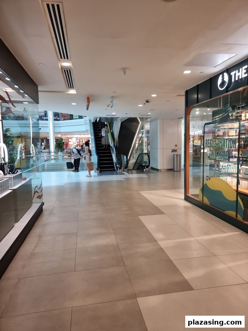 The Body Shop image 3