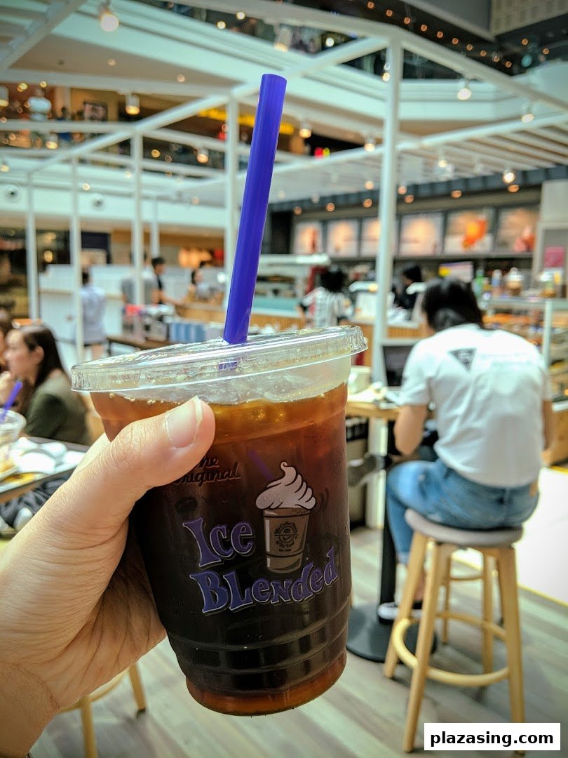 The Coffee Bean  Tea Leaf image 10