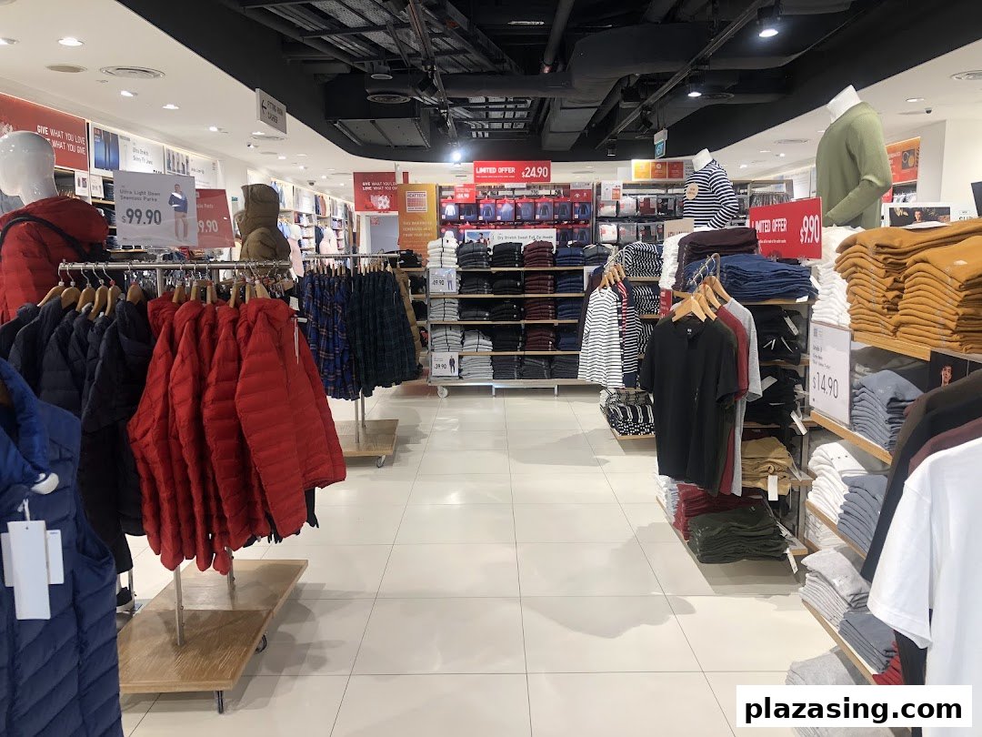 UNIQLO Plaza Singapura Same Day Click  Collect image 12