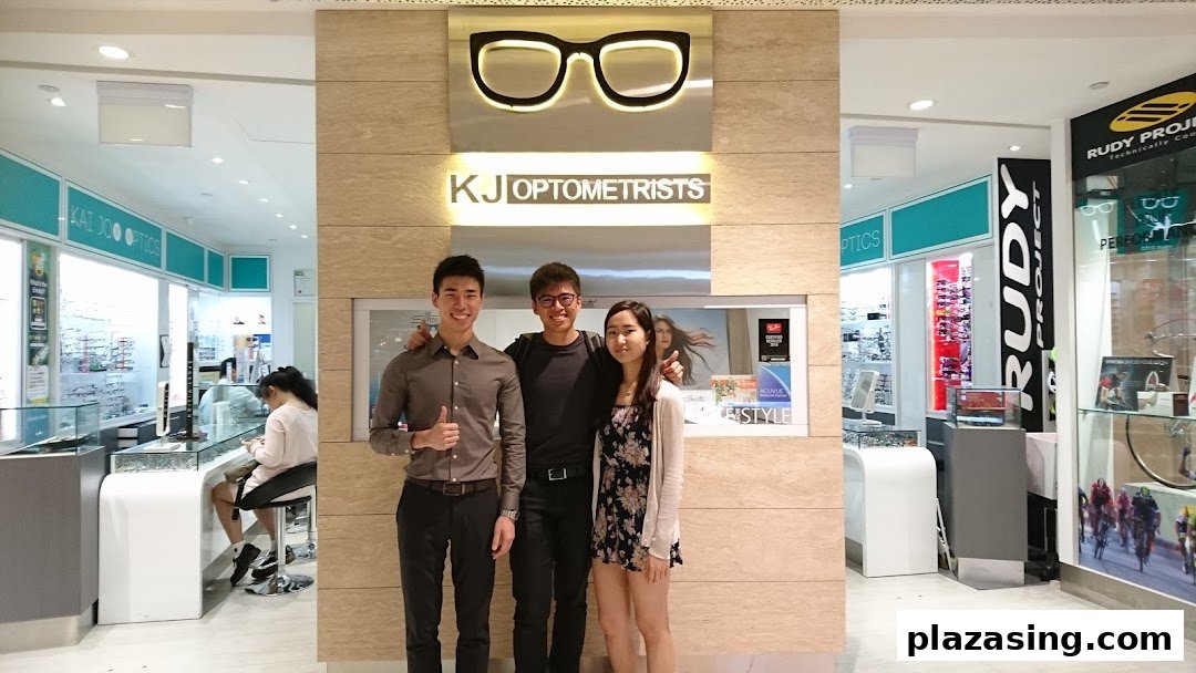 ZEISS VISION CENTER by KJ Optometrists image 22