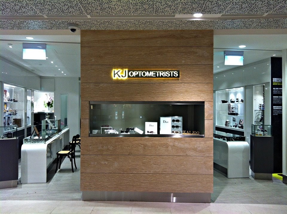 ZEISS VISION CENTER by KJ Optometrists image 15