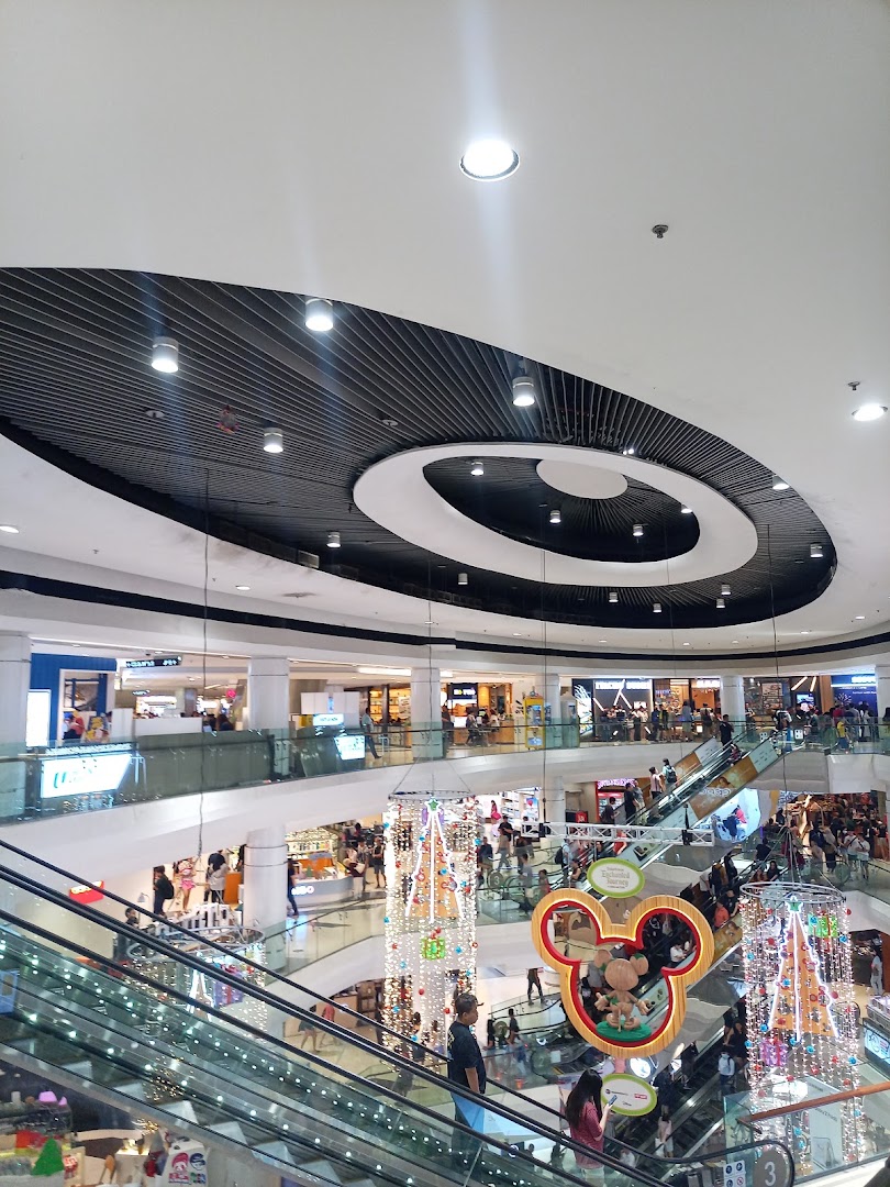 Golden Village Tampines image 17