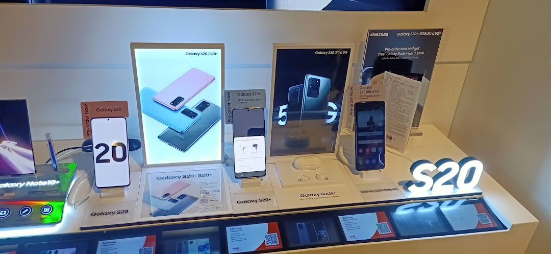 A vibrant display showcasing the latest Samsung Galaxy S20 series smartphones and accessories at Singtel.