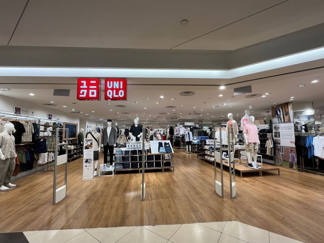 UNIQLO Tampines Mall Same Day Click  Collect