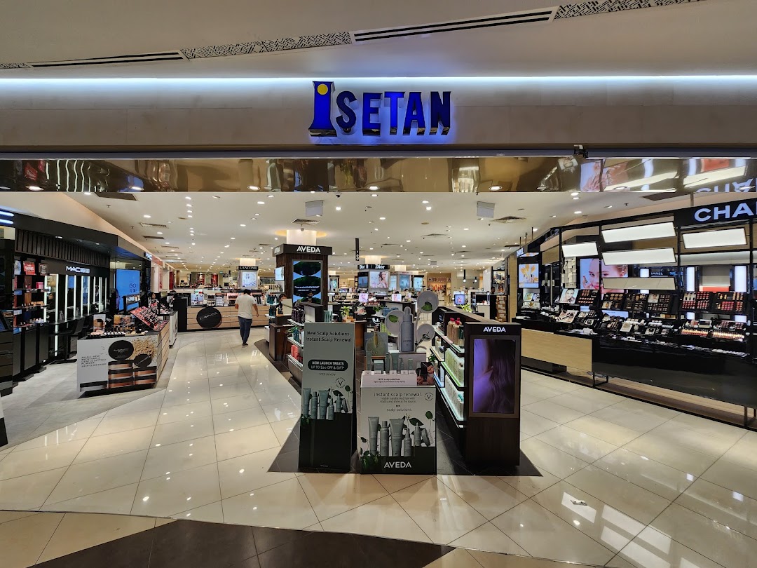 伊勢丹 Isetan Tampines