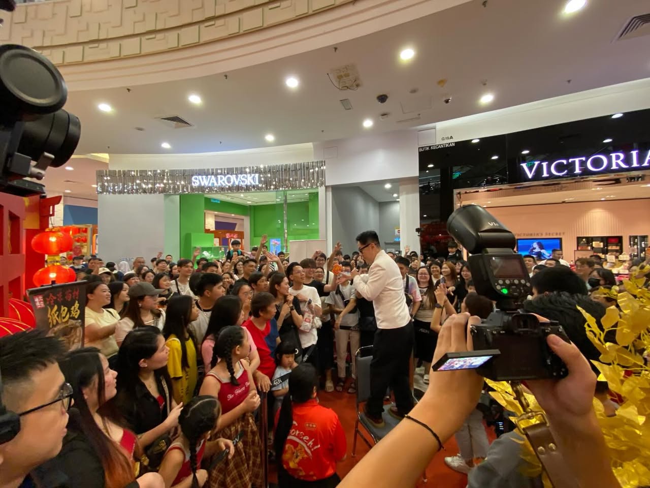 Community spirit during the holiday festivities