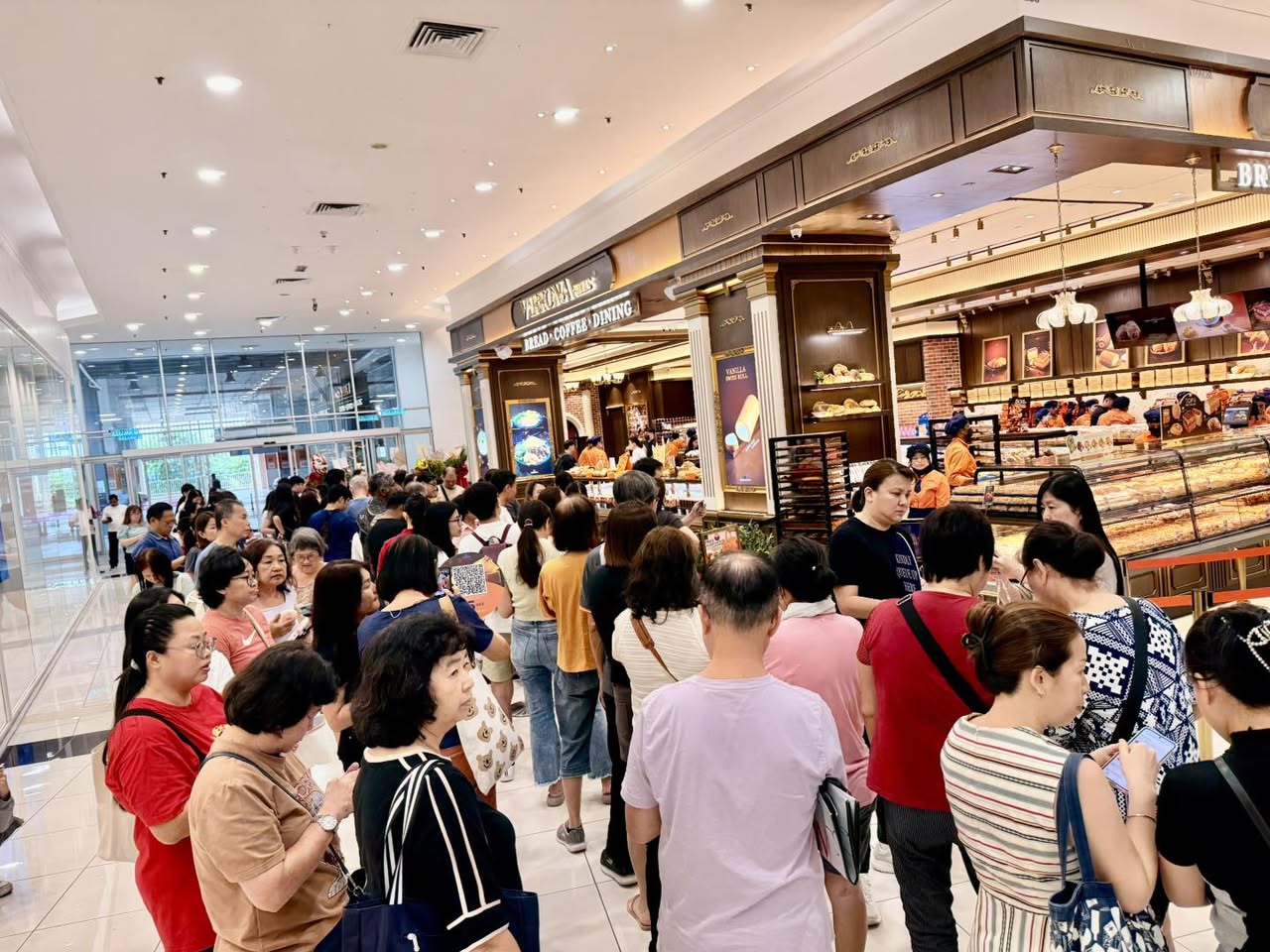 Exterior shot of Verrona Hills at AEON MALL Tebrau City