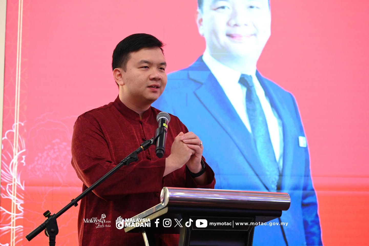 Dignitaries at the AEON Mall Shah Alam event