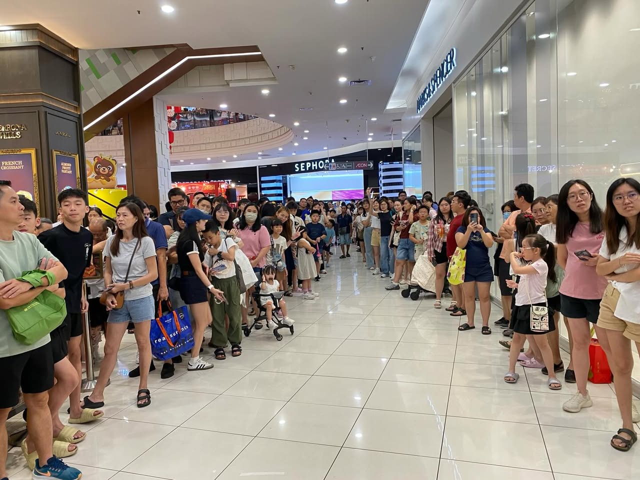 Excitement and energy during the meet and greet session