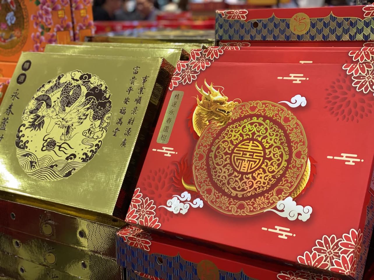 Diners enjoying a meal at Lokam