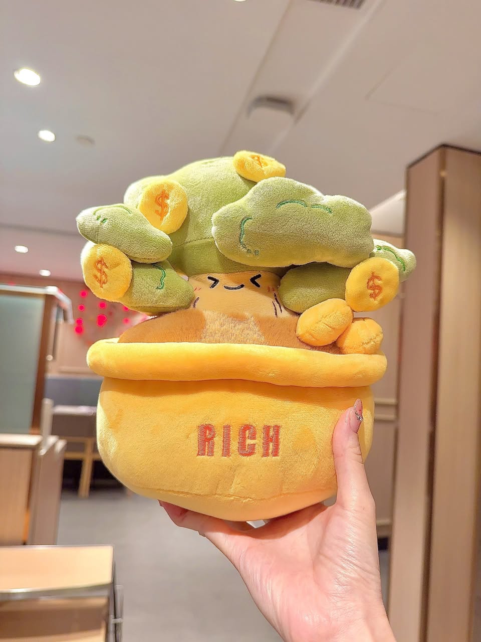 Detailed view of the latest Haidilao promotional items