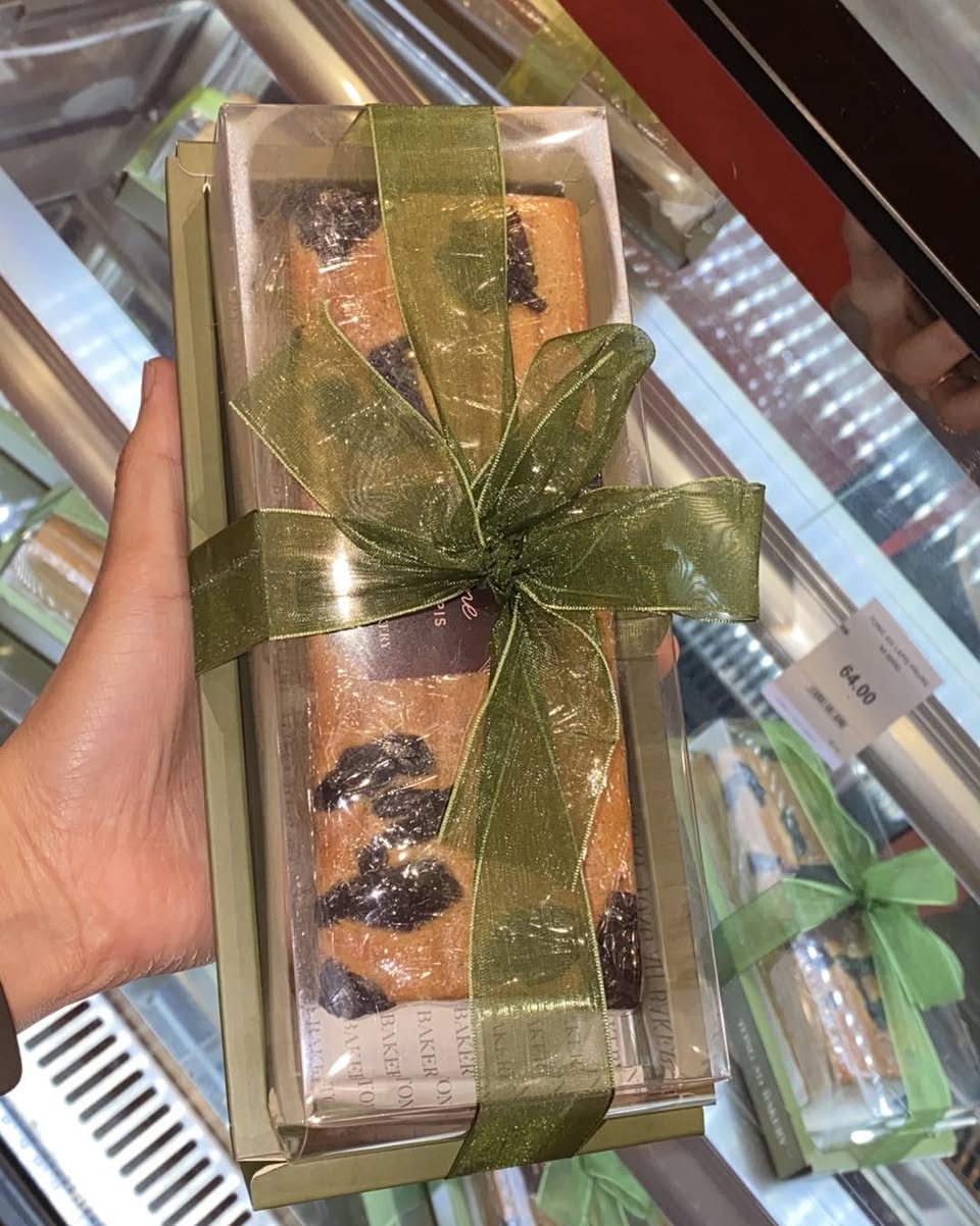 Shoppers at the Tong Ah Cookie booth